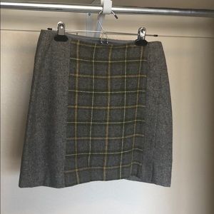 Banana Republic tweed plaid skirt